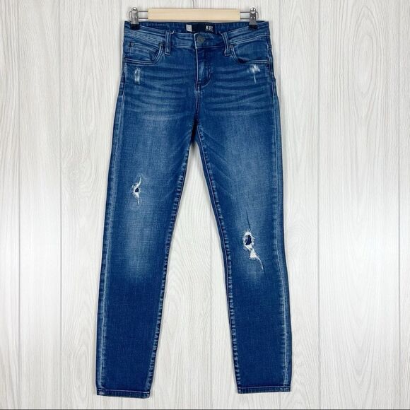 Kut from the Kloth Denim - KUT From The Kloth | Medium Wash Lightly Distressed Catherine Boyfriend Jeans